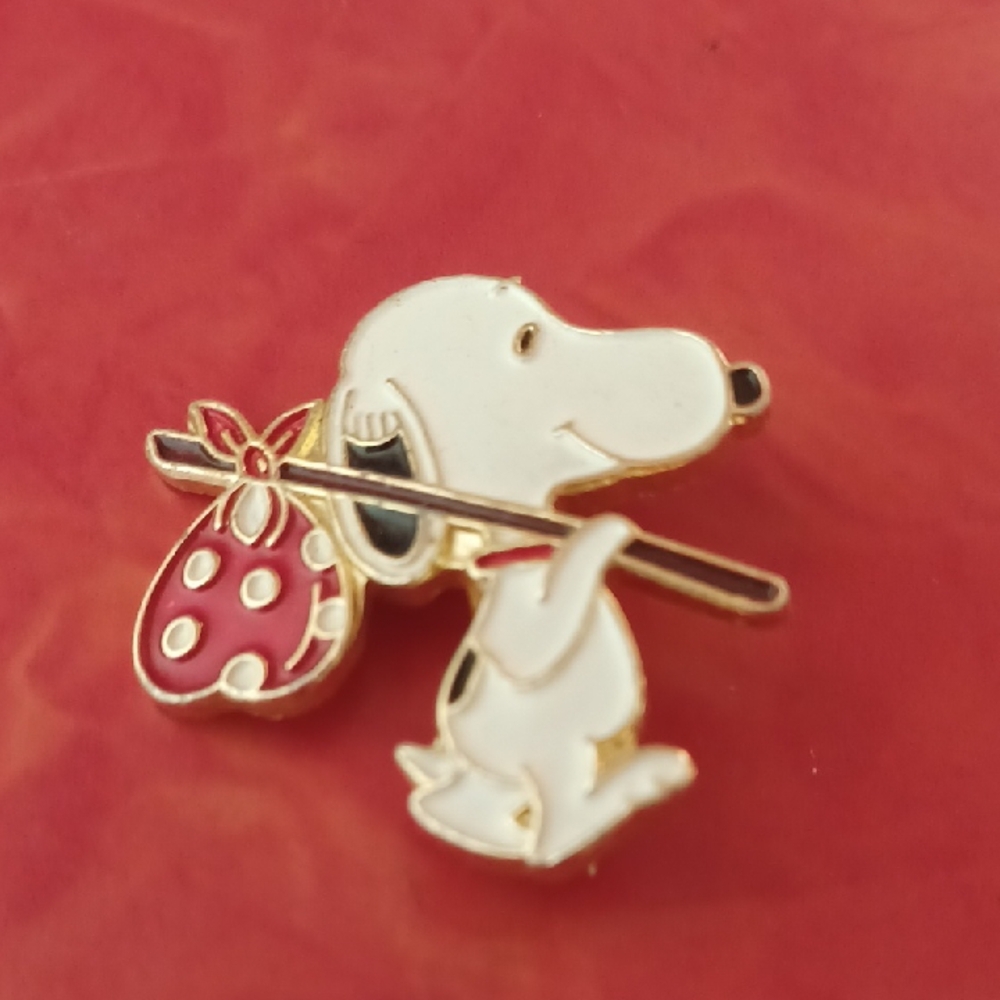 Aviva Signed Snoopy Enamel Pin with Red Polka Dot Bag, 1970's Brooch
